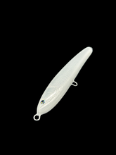 Load image into Gallery viewer, Floating 220mm Super Sauri Sticky - WHITE